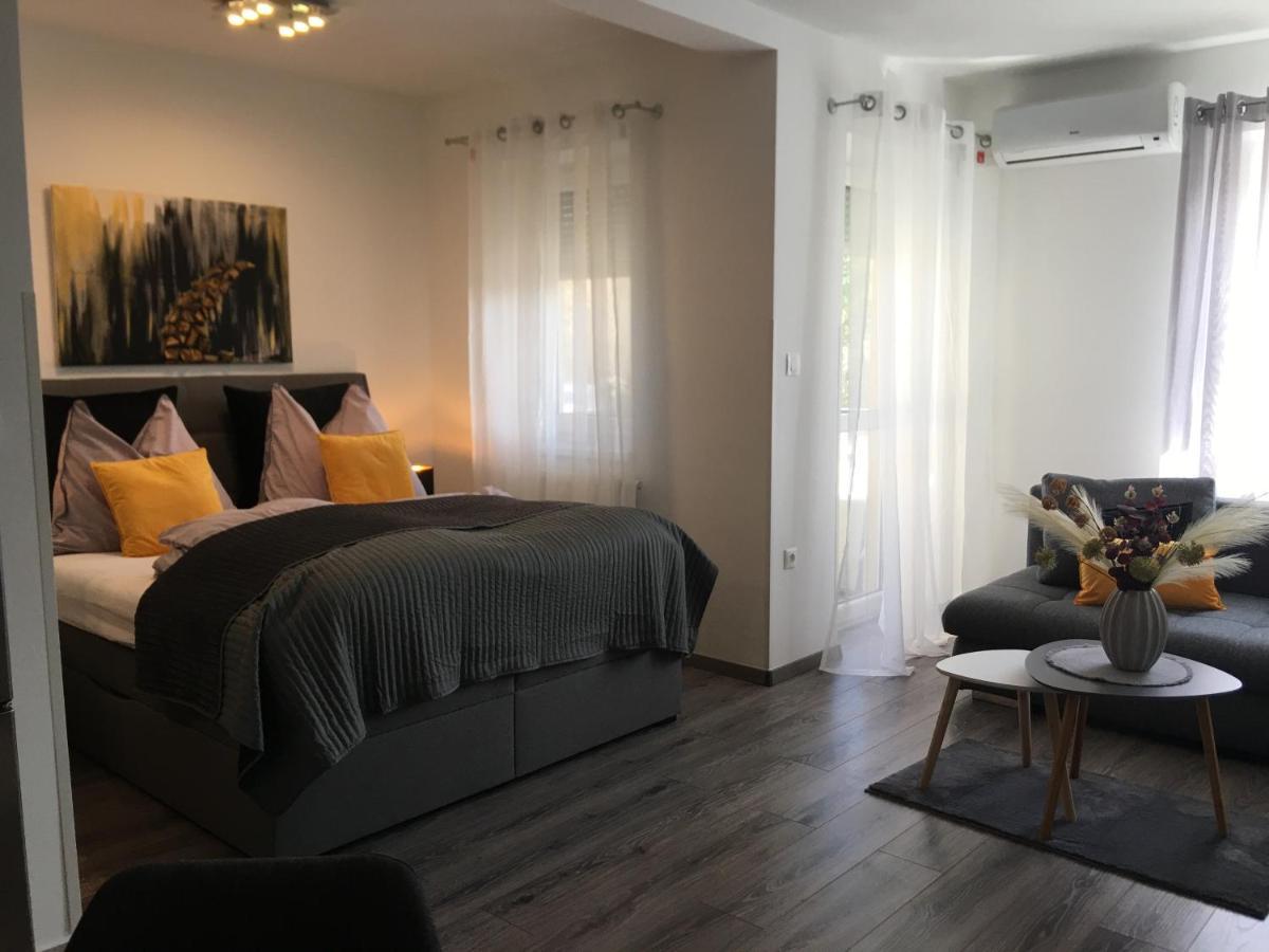 Home Apartment شوبرون المظهر الخارجي الصورة