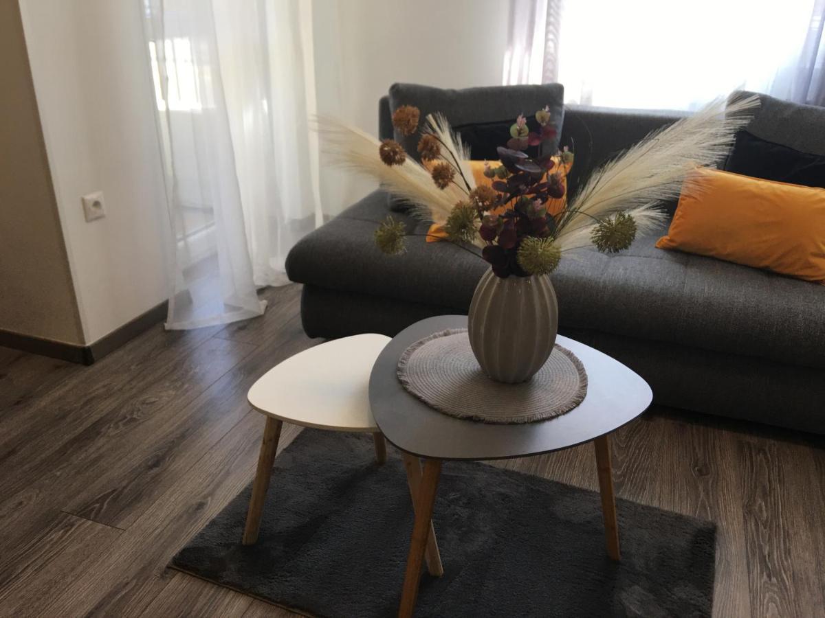 Home Apartment شوبرون المظهر الخارجي الصورة